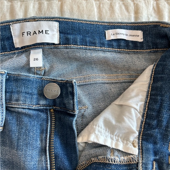 Frame Le Skinny de Jeanne w Neutral/Desert Color Block Patch Detail - Picture 6 of 13